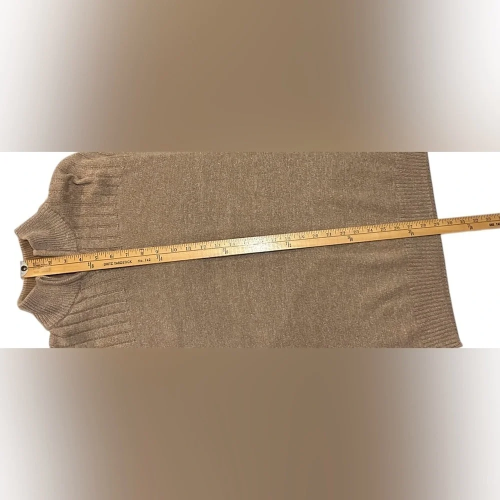 Covington men’s tan